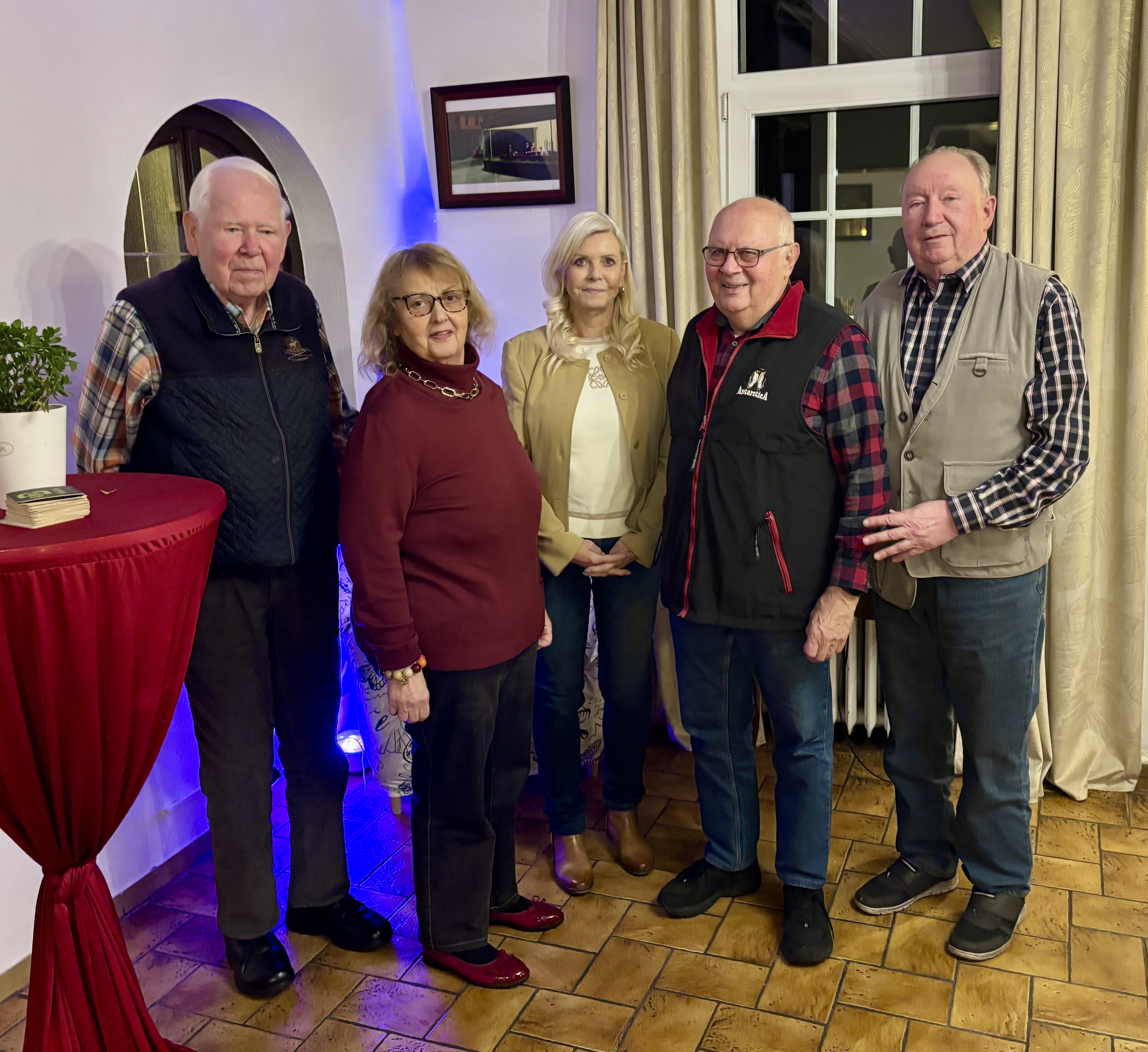 Adolf Hake, Gerlinde Sehlbach, Waltraud Faupel (Vorsitzende), Franz Sch�n (stellvertretender Vorsitzender) und Rudolf Ebeling.
